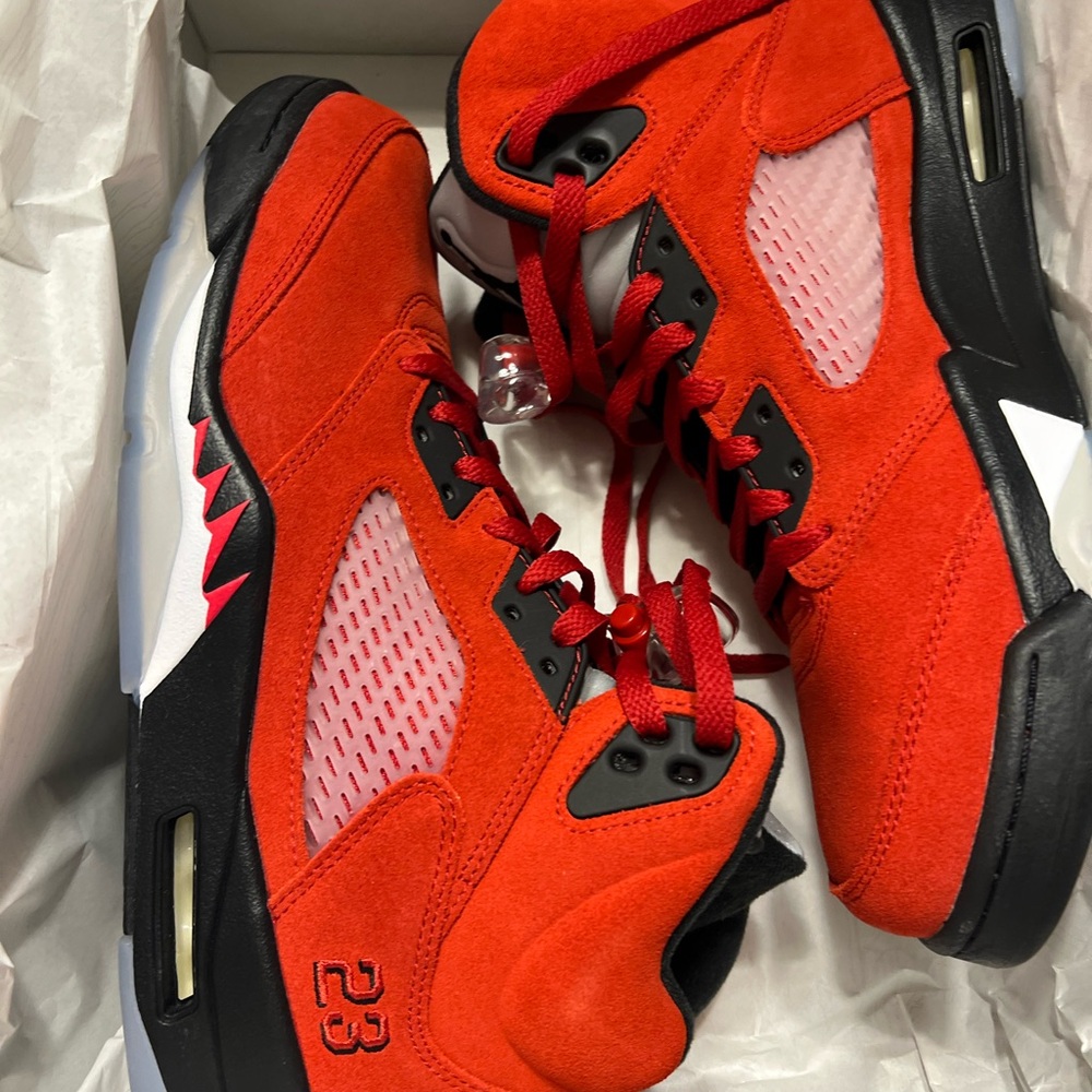 Red Jordan 5